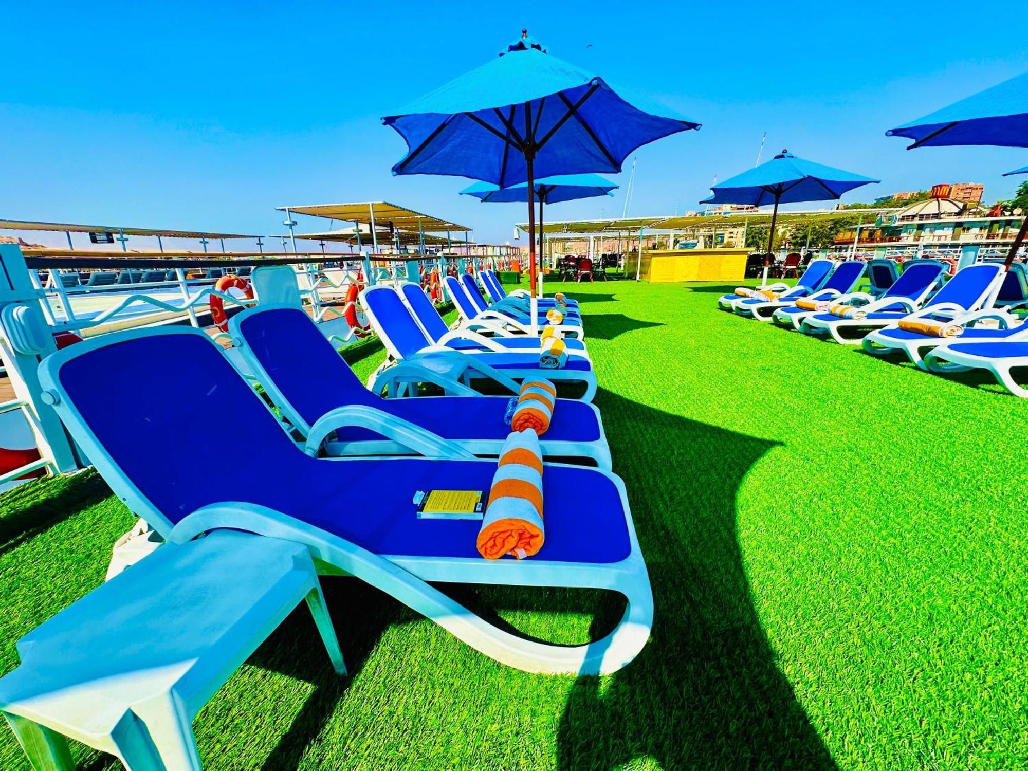 Ms Chateau Lafayette Nile Cruise - 4 Nights From Each Monday And 3 Nights From Aswan Each Friday الأقصر